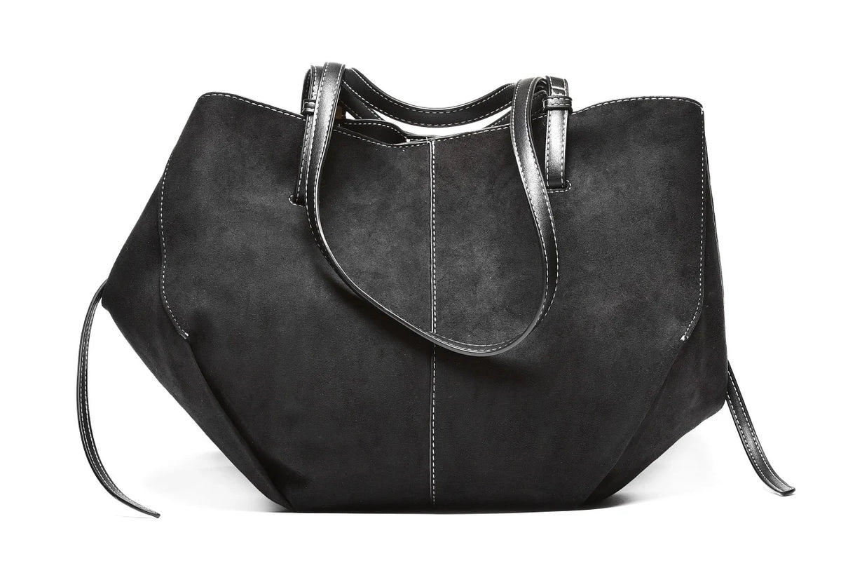 T012631BLK – Crna moderna velur torba sa dodatnom torbicom