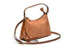 T012680CAM - Camel torba mekane forme sa efektnim priveskom