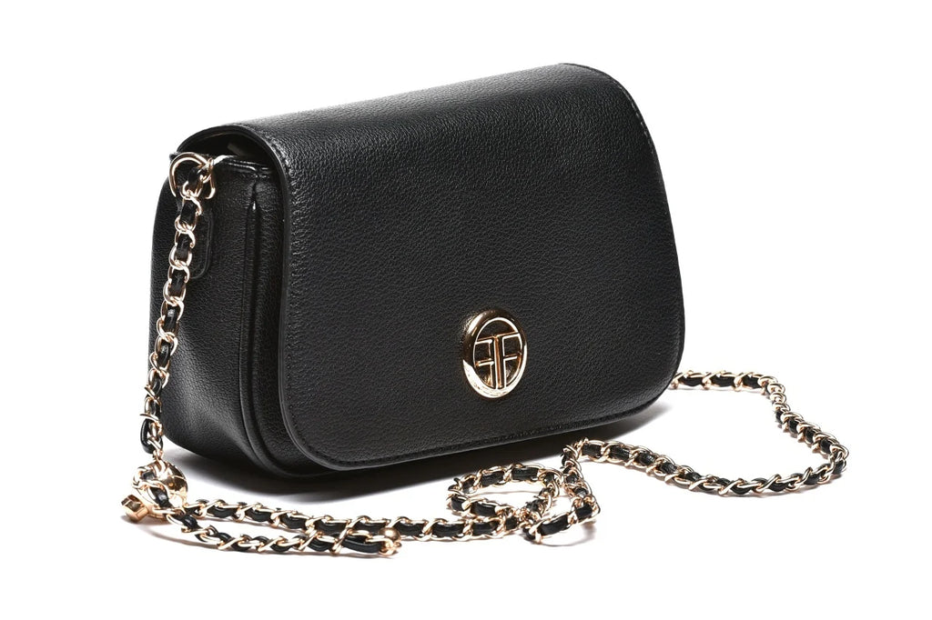 T012696BLK - Crna elegantna torbica sa preklopom i lancem